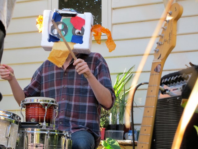 heaps mad house party